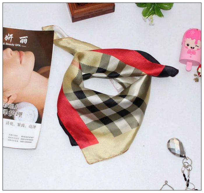 Plaid Small Square Silk Scarf 