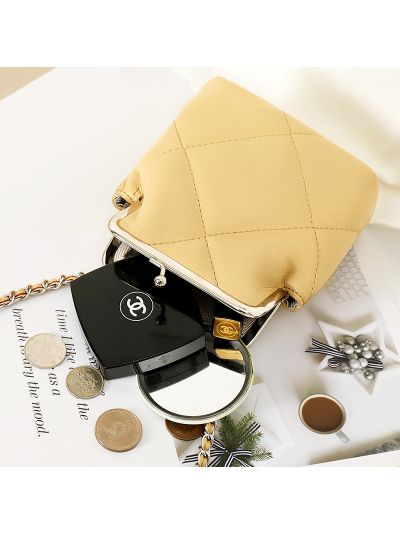 Sling bag for women soft pu leather quilted cross body bag lady handbags