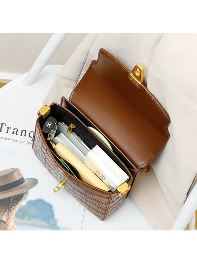Cross body bag for women PU leather alligator grain flap bag saddle bag box bag lady handbags