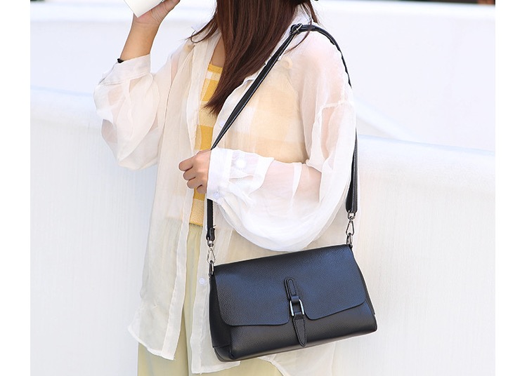 wholesale leather handbags