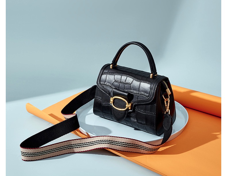 wholesale leather handbags
