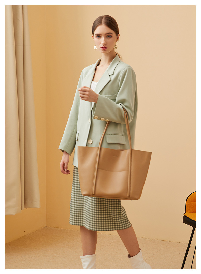 wholesale leather handbags