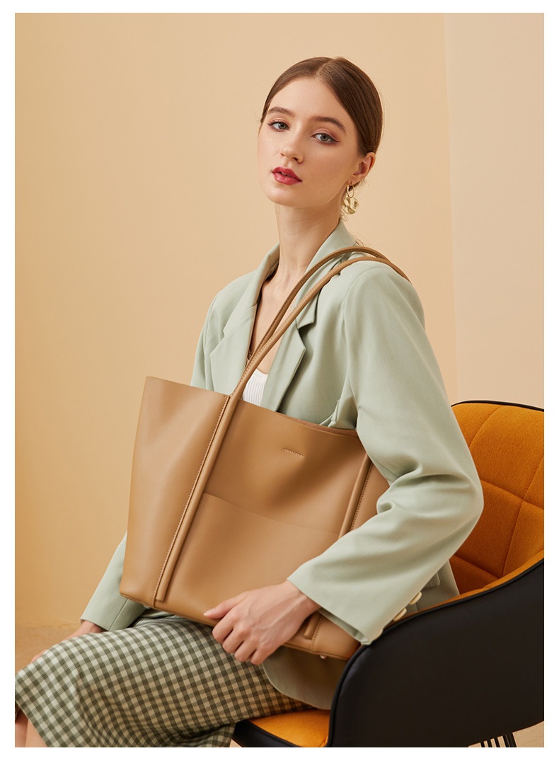 wholesale leather handbags