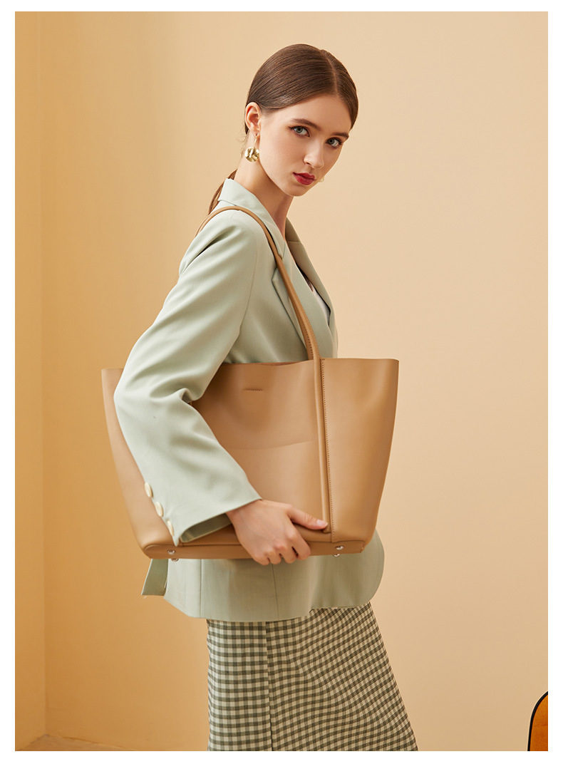 wholesale leather handbags