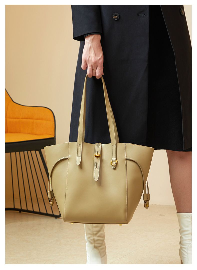 wholesale leather handbags