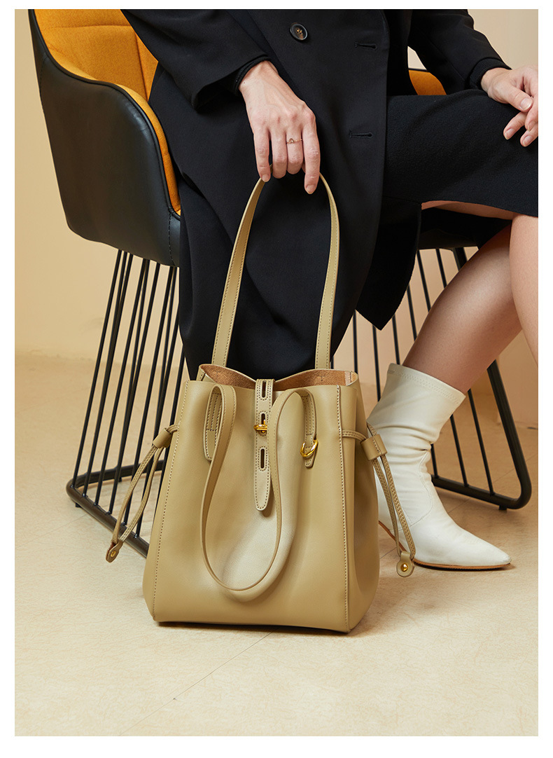 wholesale leather handbags