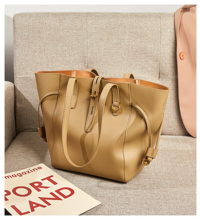 wholesale leather handbags