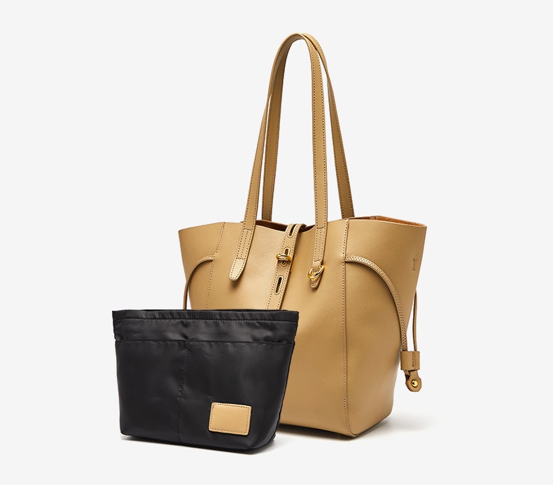 wholesale leather handbags