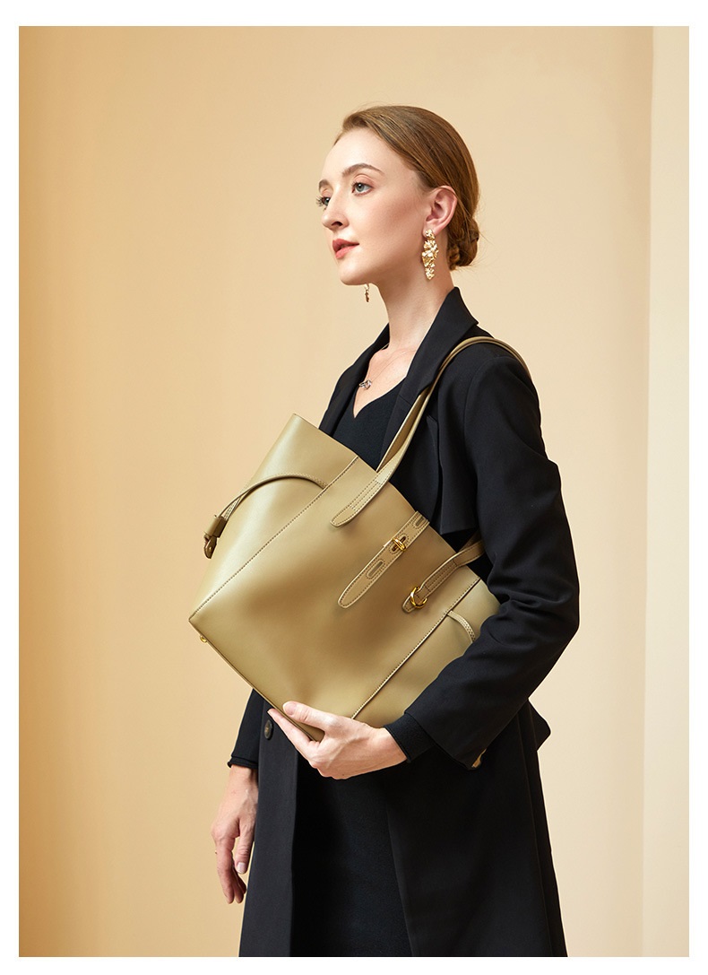 wholesale leather handbags