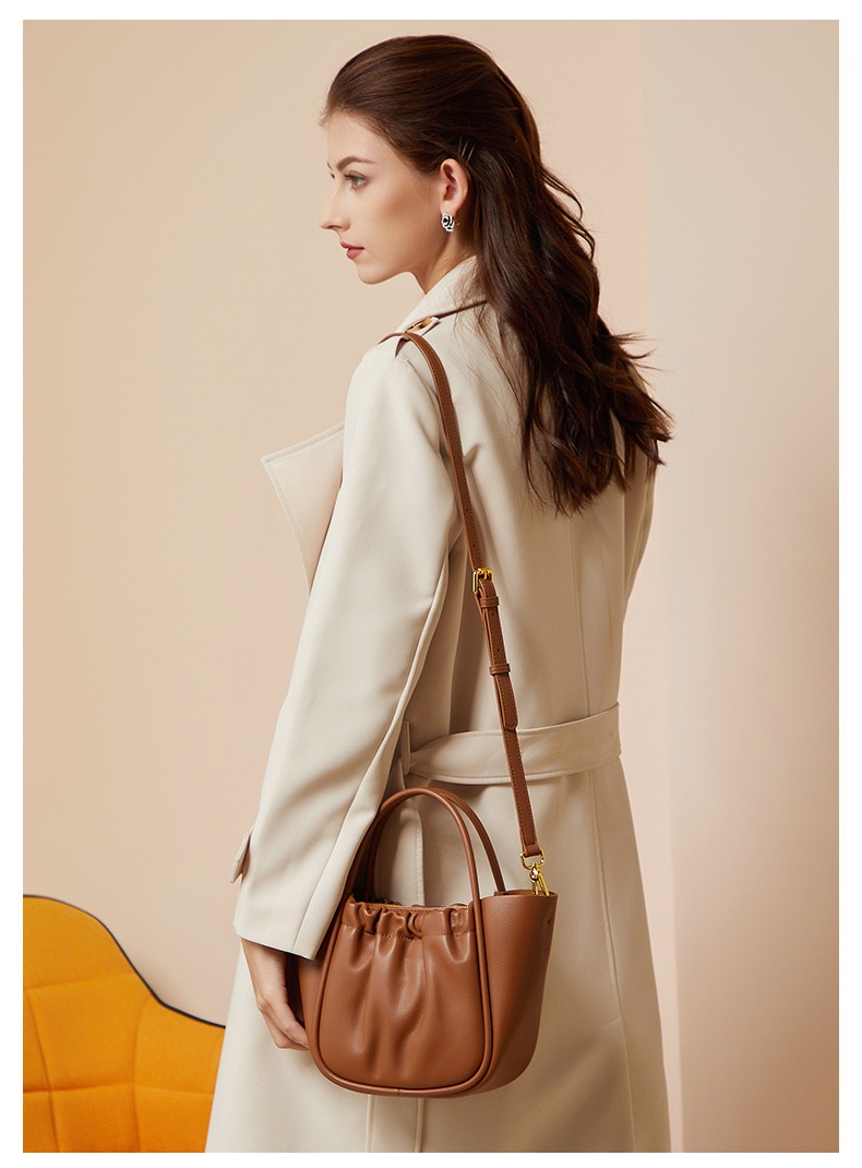 wholesale leather handbags