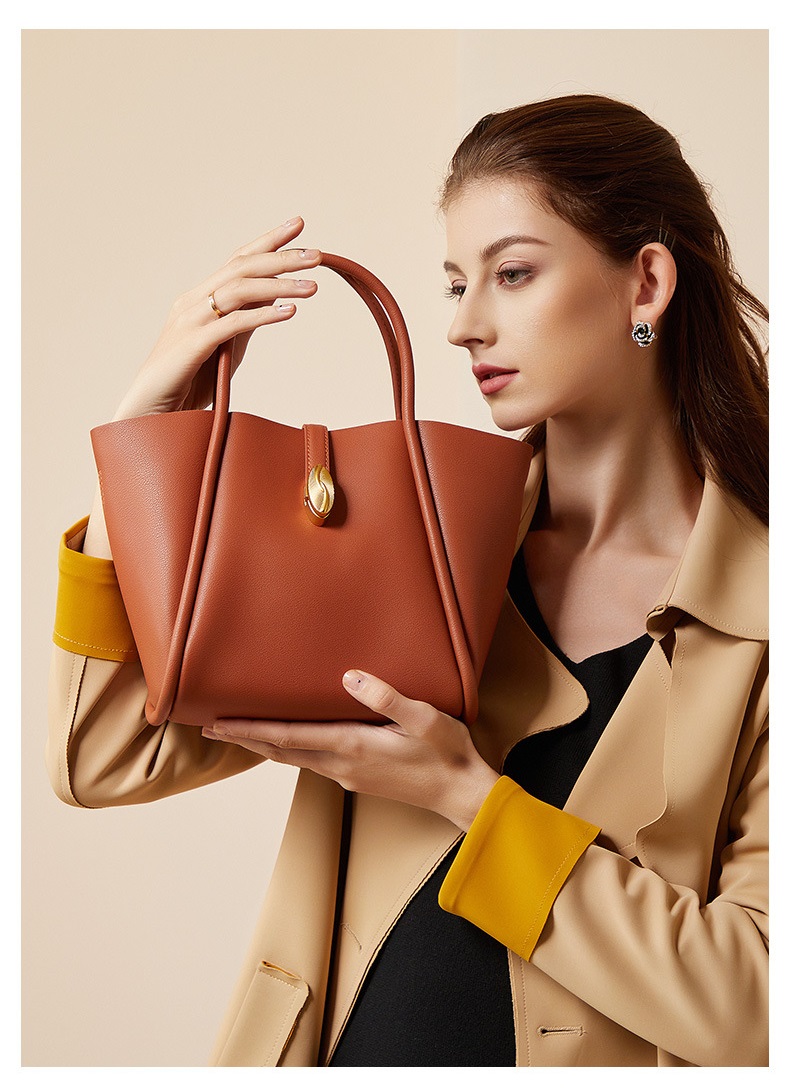 wholesale leather handbags